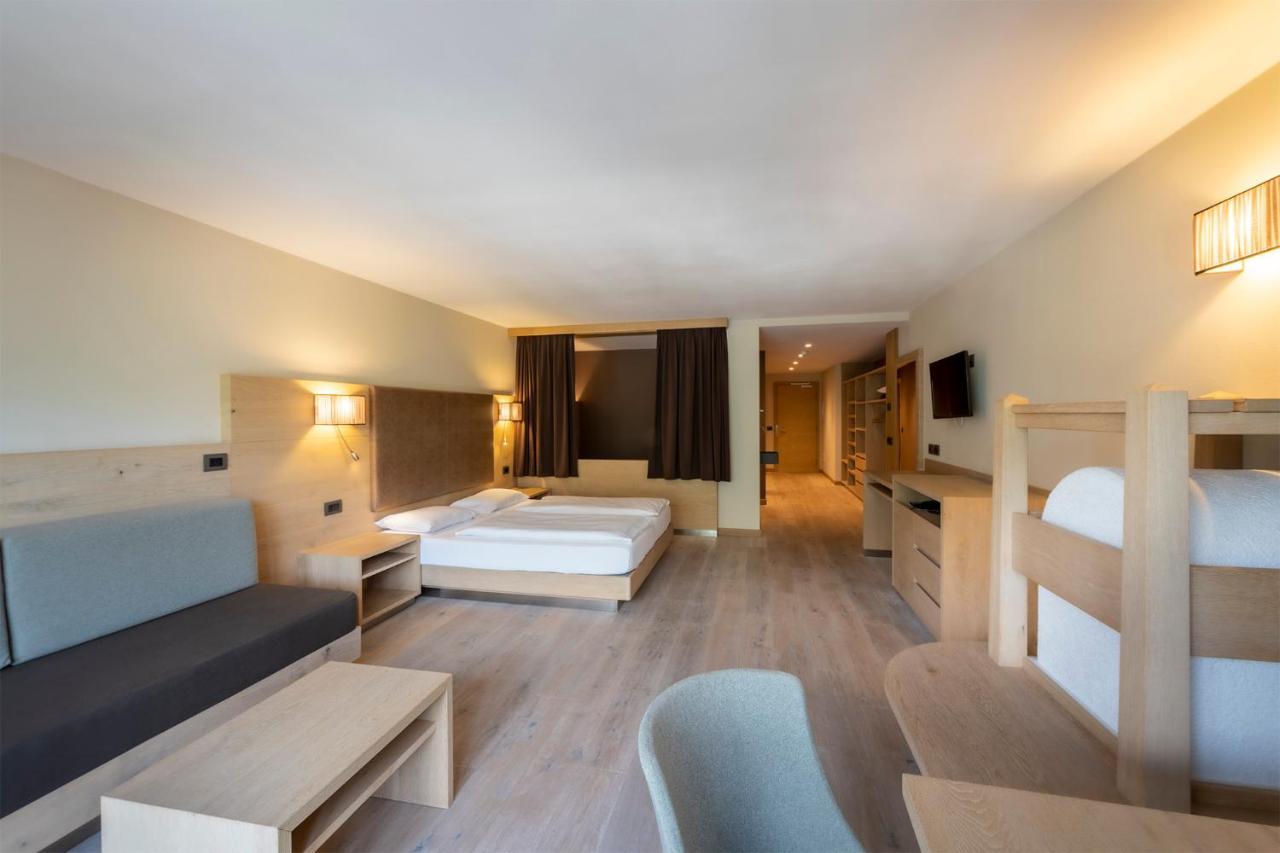 Design&Suite Hotel Ciarnadoi Vigo di Fassa Exterior foto