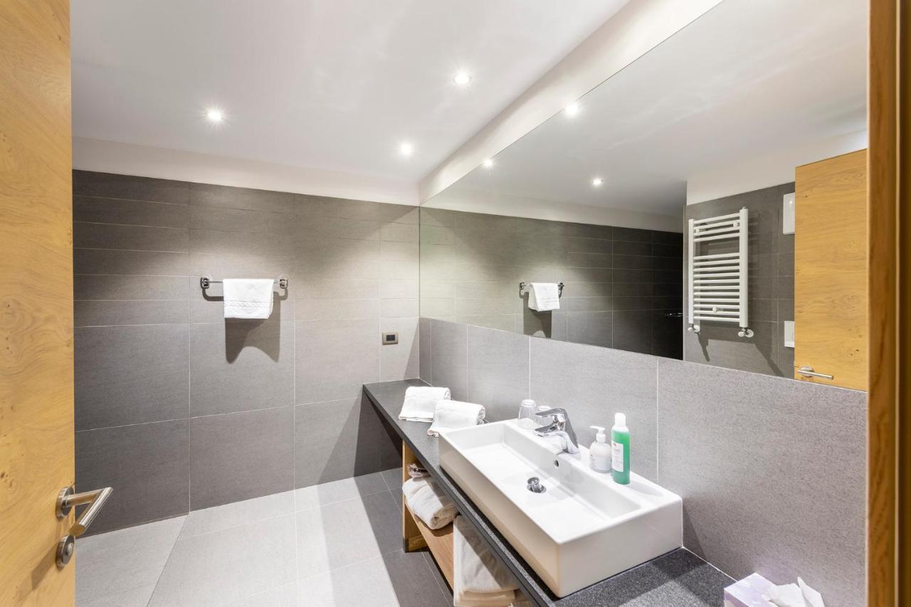 Design&Suite Hotel Ciarnadoi Vigo di Fassa Exterior foto