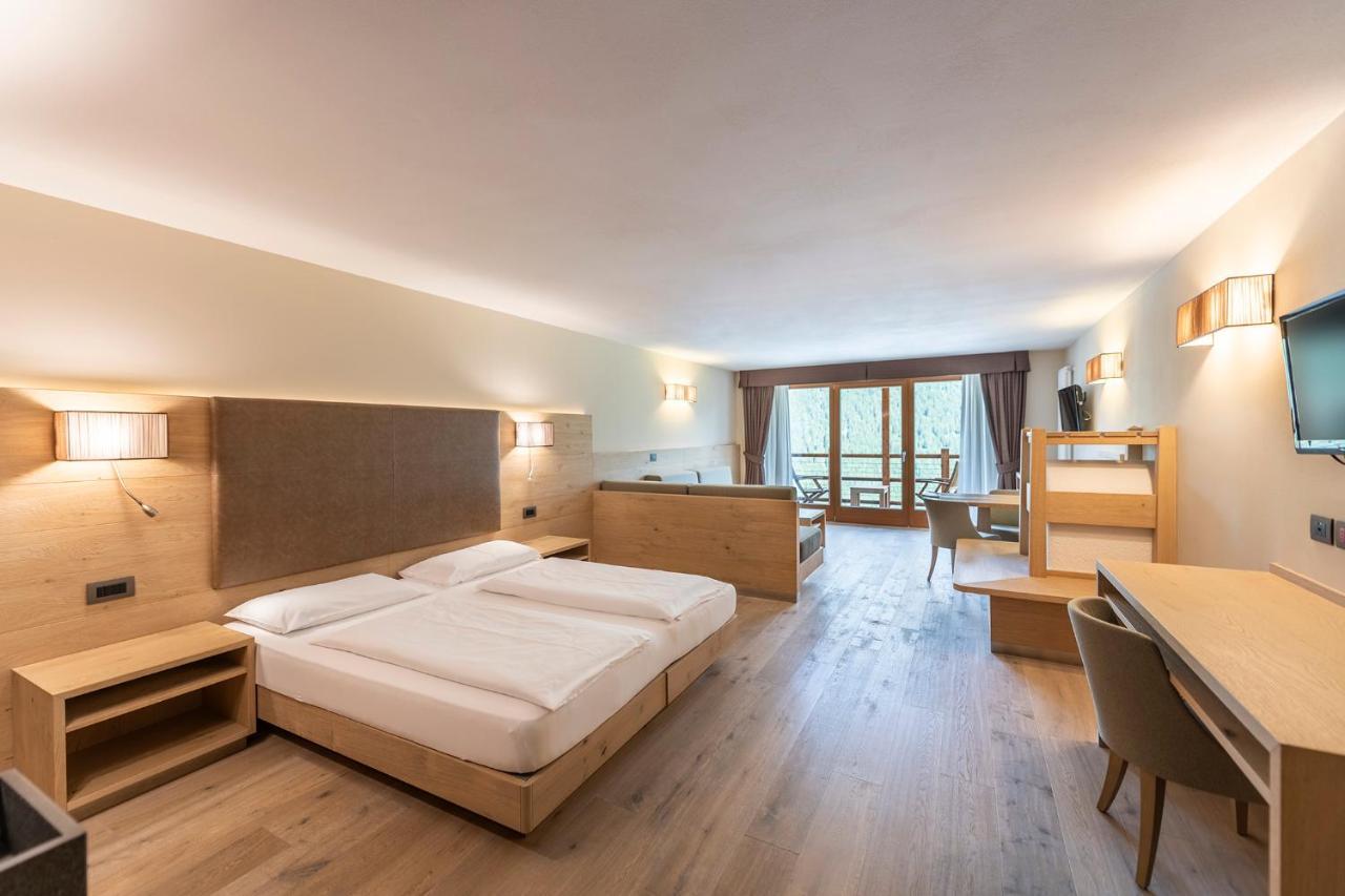 Design&Suite Hotel Ciarnadoi Vigo di Fassa Exterior foto